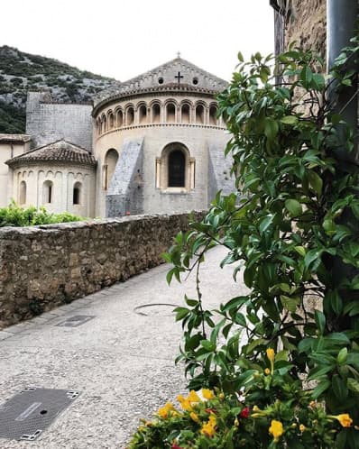 Saint-Guilhem-le-Désert, un des Plus Beaux Villages de France