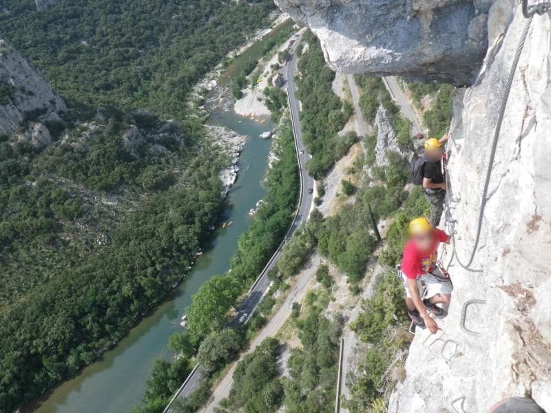 La via ferrata du Thaurac, au-dessus de la vallée de l’Hérault